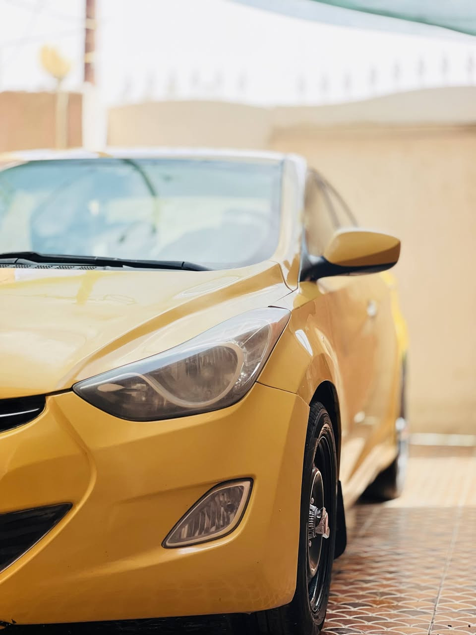 النترا 213 حادثها جاملغ وبنيد مصلح لبل واحد رقم انكليزي بسمي السيارةسنوية2030 السعر 110وبيها مجال العنوان ديوانية رقم الهاتف ***********
