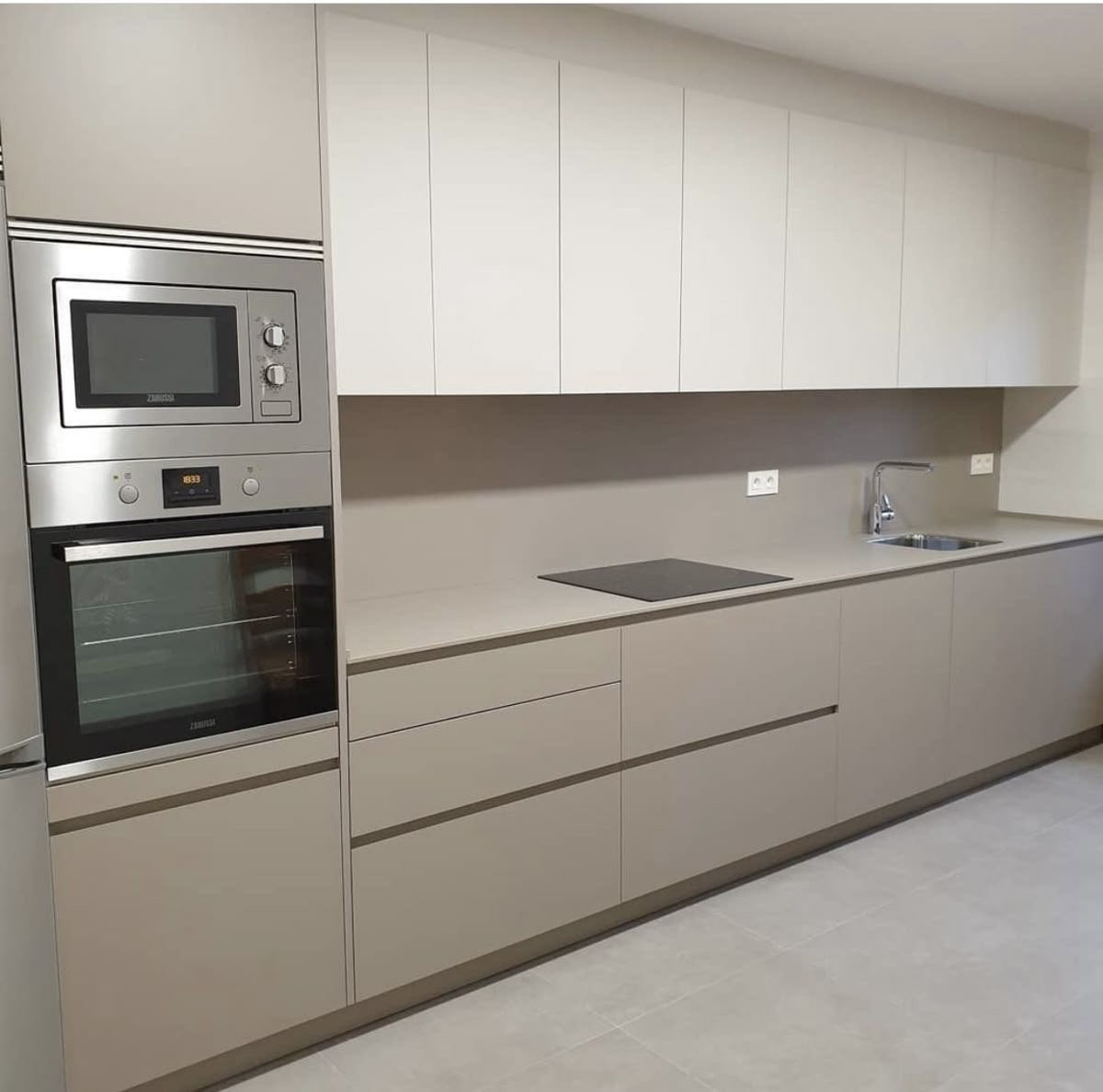 �✨ رمضان كريم من معرض جيلان للمطابخ والأثاث ✨🌙

بمناسبة شهر الخير والبركة،
نوفر لكم تصاميم مطابخ عصرية وتنفيذ دقيق بأسعار مناسبة وجودة تليق ببيوتكم.

✔️ مطابخ حديثة بتشطيبات راقية
✔️ قياسات حسب الطلب
✔️ التزام بالمواعيد وجودة في التنفيذ
✔️ أسعار مدروسة تناسب السوق

إذا ناوي تجدد مطبخك قبل العيد… هذا وقتك 👌

📞 للحجز والاستفسار:
***********

معرض جيلان — الجودة تبدأ م
