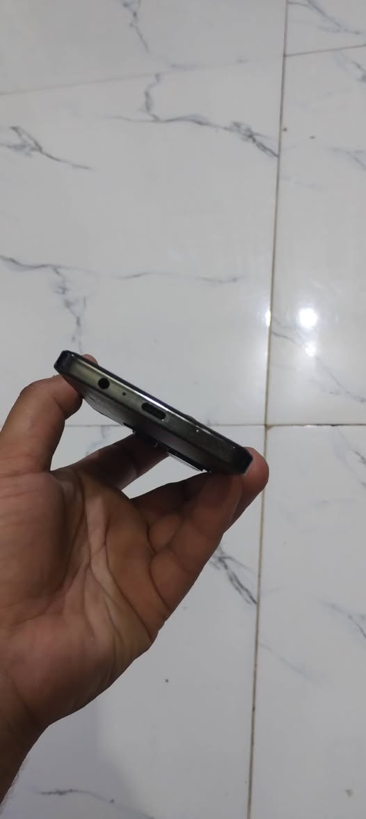 تكنو كامون 20s برو 5g
ذاكرة 256 عشوائية 16 بطارية 5الاف 
معالج عملاق 90 فريم ببجي باقي الالعاب 120 شاشه سوبر بصمه مدمجة بل شاشه 
شحن سريع صوت ستيريو سماعتين 
الجهاز كلش راقي مابي عطل 
مكاني الناصرية مركز السعر 190 الف 
متواجد واتس اب ***********
