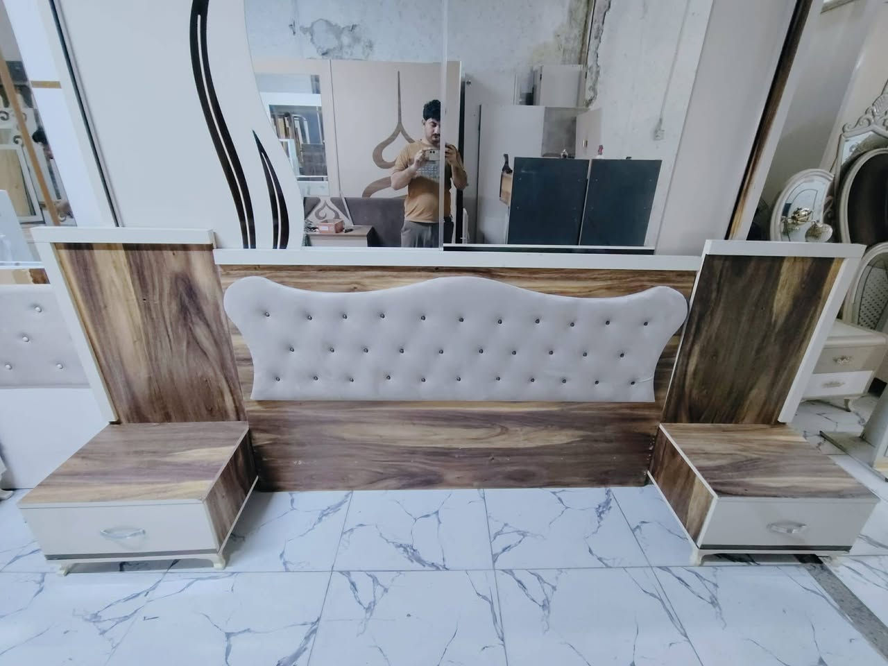 للبيع استفسار حجز وتساب سعر 475 الف ***********
