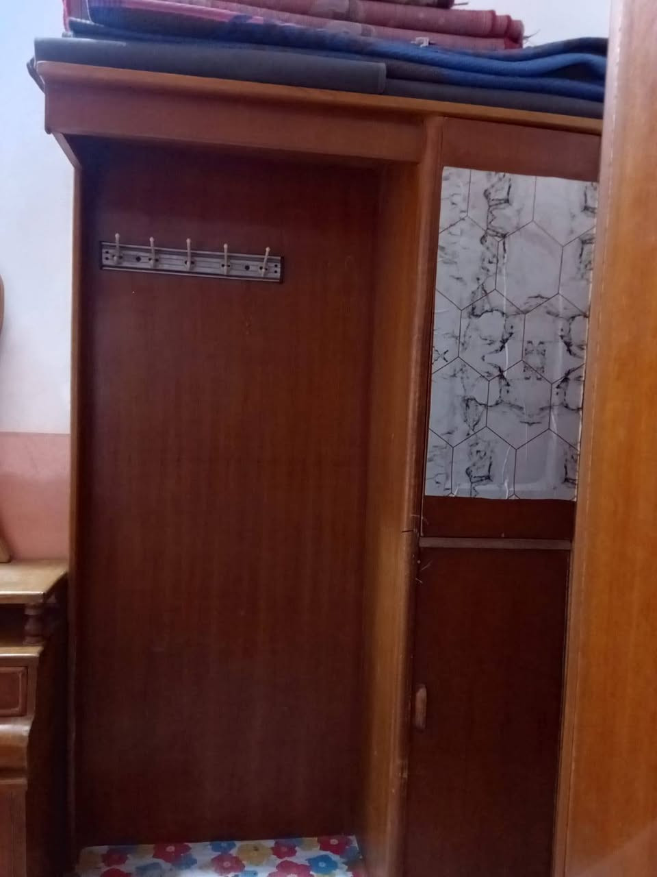 غرفه مستعملة للبيع ب900وبيها مجال
مكاني بابل. الحلة. خلف جامعة بابل
للاستفسار.***********
مكلفه بلنشر
