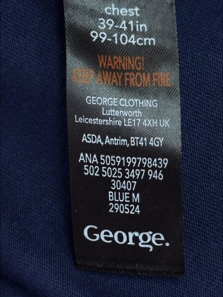 تيشيرت CALL OF DUTY ‏اورجينال نضافة 100‎%‎

قياس : L

‏MADE IN Pakistan

غير مستخدم

———————————————-

يوجد توصيل 🚚 ( بغداد - محافظات العراق )

☎️رقم الهاتف : ***********

للحجز - دايركت
