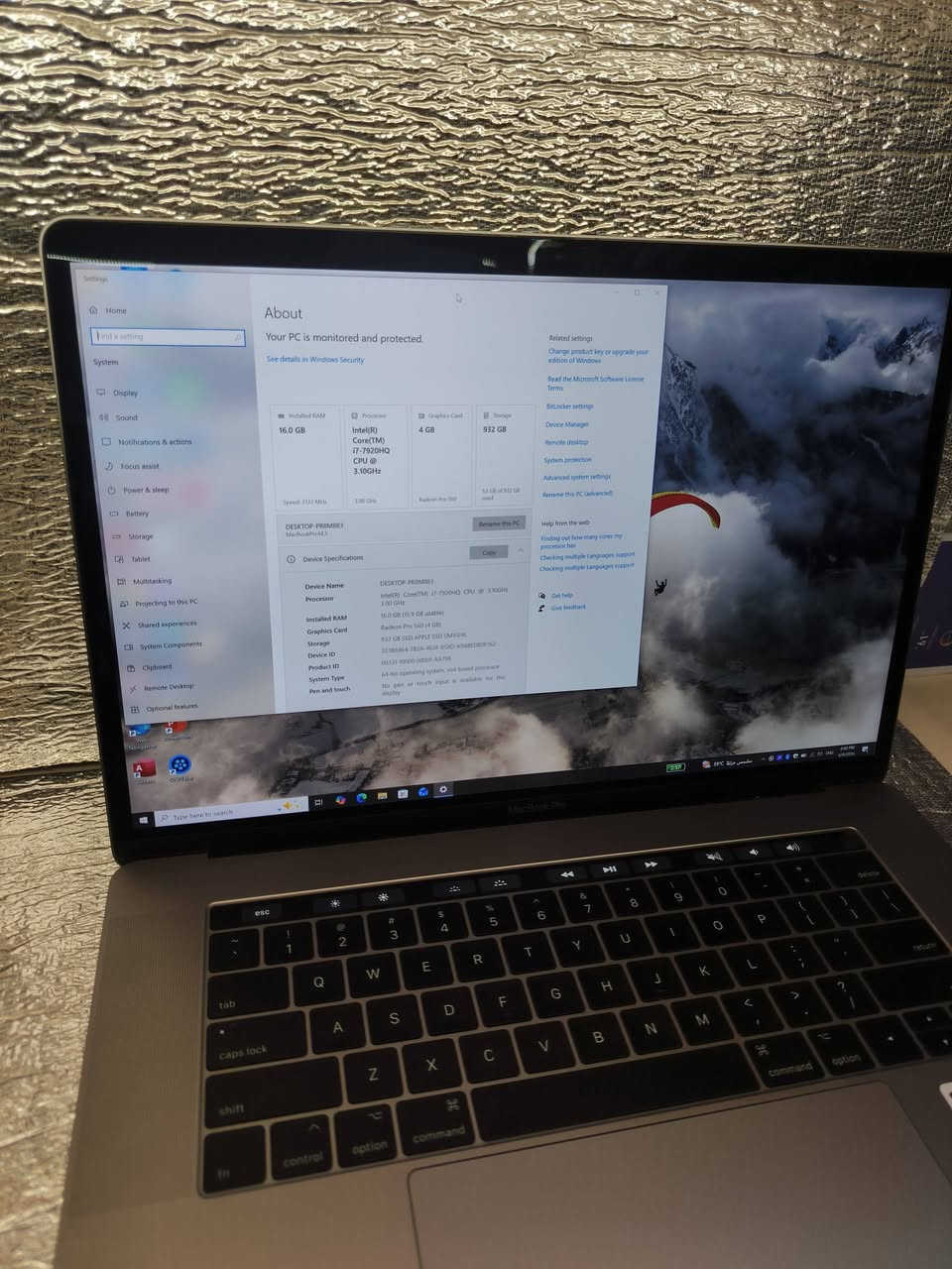 لابتوب للبيع
‏
‏° الموديل: MACBOOK PRO 15 2017

‏° المعالج: CORE I7 7920HQ 3.10GHz

‏° الرام: 16GB DDR4 2133MHz

‏° التخزين: SSD 1TB APPLE

‏° كرت الشاشة: AMD RADEON PRO 560 4GB

‏° حجم الشاشة: 15.6 IN 1800P 2.8K 60Hz

‏° البطارية: 90% 2:30 HOURS

‏° الحالة: نظيف جدًا

‏° الملحقات: الشاحن الأصلي

‏° السعر: 800,000 دينار


**إذا كنت صاحب هذا الإعلان وتريد حذفه لأي سبب، رجاءا أرسل رسالة إلى الدعم الفني**