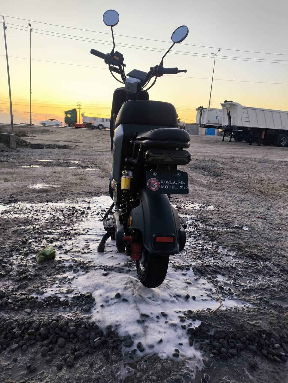 السلام عليكم R9موديل 25 نضافه فول شوفه عيونك بطاريات  32رايده 475 وبيهي مجال مكاني بصره لدير  ***********
