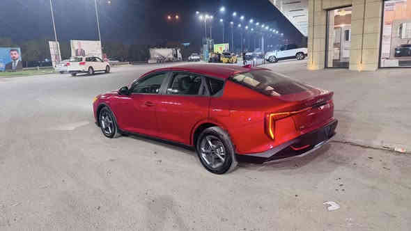 بدون رقم
محرك 2000 دوش
بصمه
ماشيه 500 ميل فقط
حادث مرفق بالمنشور
مبدل بيبان 2 نفس اللون اصلي جاملغ صبغ بدون دواخل ابد
بيها بارد بالبنيد وبالجنطه
لايت الايمن مصلح الجامه مالته واللد وكف جزء منه
السعر 162 وبيها مجال 
***********
***********
العنوان بغداد ساحة ميسلون
