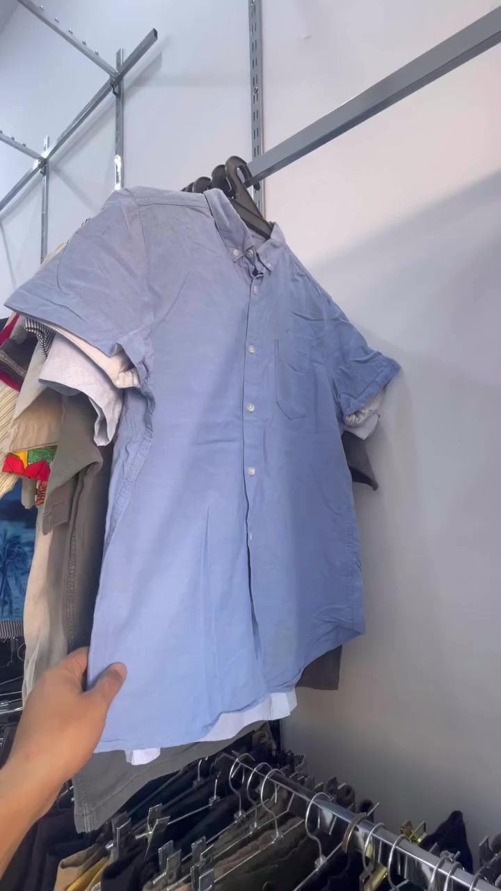 على بركة الله فتح باله قميص  
ماركات وبراندات عالميه
( بالات ميلانو 2 للملابس االرجالية )
عنوان المحل :- الرفاعي شارع ٤٠ المحلات الجديدة (الاستثمار) قرب مطعم مندي عدن


**إذا كنت صاحب هذا الإعلان وتريد حذفه لأي سبب، رجاءا أرسل رسالة إلى الدعم الفني**