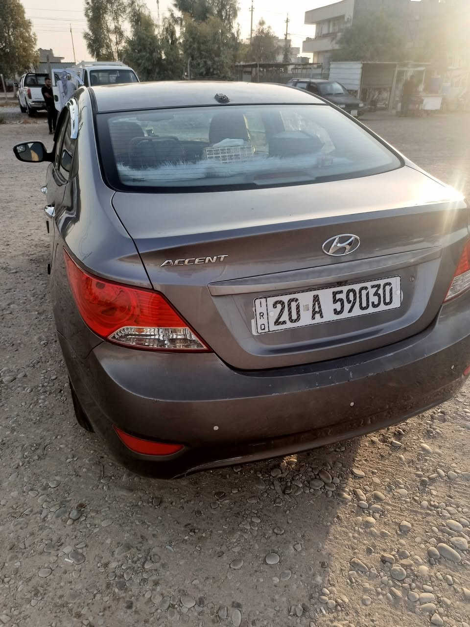 السلام عليكم
اكسنت امريكي مديل 14
بيها ثلاث قطع صبغ فقط بدون دواخل يعني رش 
رقم ديالى الجديد بسمي تحويل مباشر 
سياره مال بيت الله شاهد سياره يعني مامتعوبه 
كير ومكينه مكفول شرط
تبريد شغال 
السعر 88وبيها مجال قليل 
مكان ديالى شهربان 
***********
