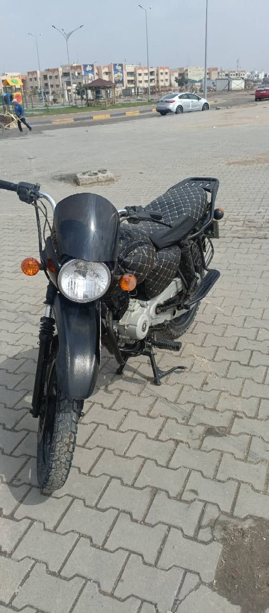 دراجه بوكسر جبلي رقم وسنوية
موديل 21 
السعر 1750
البصره حي الاصدقاء 
للاستفسار الاتصال على الرقم 
***********
