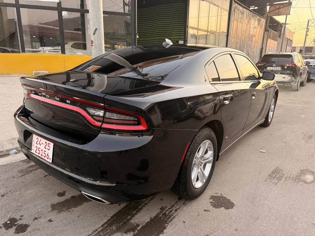 2023 Dodge Charger · Sedan · Driven 50,000 miles

جارجر ٢٠٢٣ كاتي بس ٣ بخسه امريكا بدون صبغً و دواخل و ايرباك ما مفتوح شاشه كبير ماشيه ٥٠ مايل
سعر ٢٤٥ مجال 
رقم *********** دهوك, العراق
