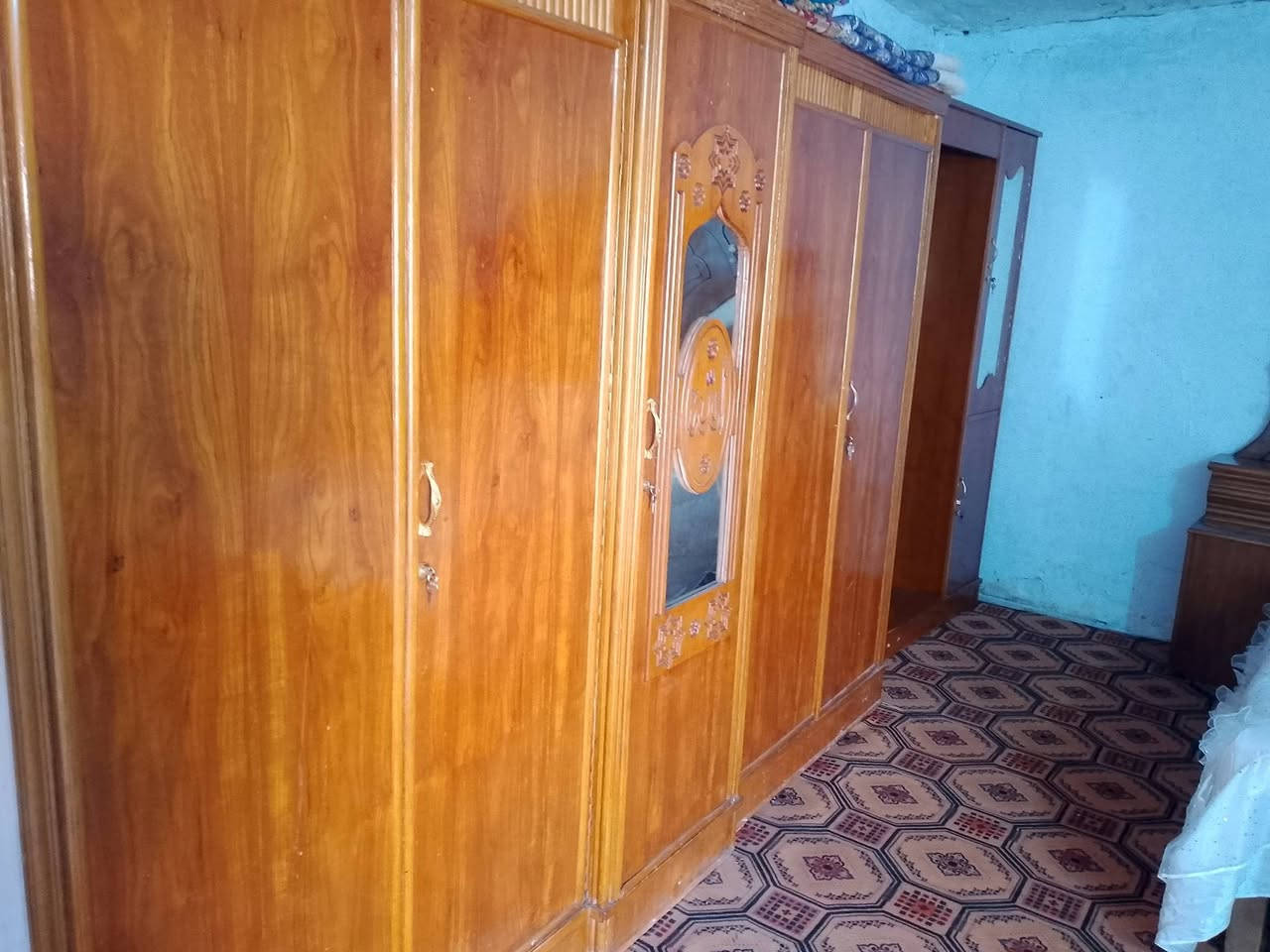 السلام عليكم ورحمه الله وبركاته غرفه 5بوب مستعمله بس اخت الجديده السعر 650وبيه مجال اشويه بابل الدبل


**إذا كنت صاحب هذا الإعلان وتريد حذفه لأي سبب، رجاءا أرسل رسالة إلى الدعم الفني**