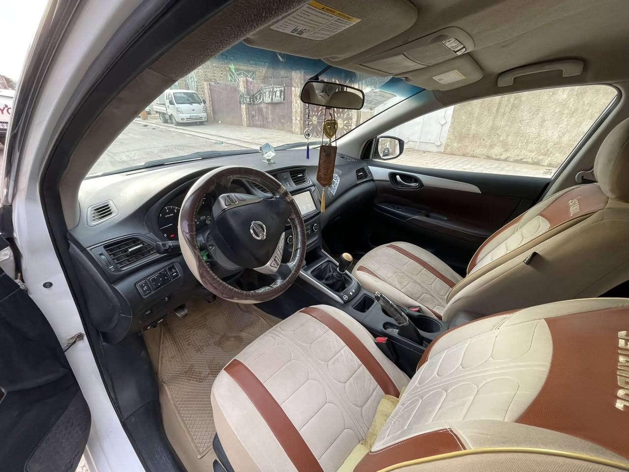 السلام عليكم نيسان سنترا2019السياره كيرومكينه كفاله كيرعادي البدي الكشر موضح بالصوره السياره بيها سونار 
مكان السياره نجف السعر97 وبي مجال


**إذا كنت صاحب هذا الإعلان وتريد حذفه لأي سبب، رجاءا أرسل رسالة إلى الدعم الفني**