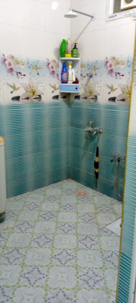 بيت للبيع  125  #طابوزراعي  مربع ( 10.5 * 11)

حي ميسان مقابل هيئة الزهراء 

بيت درجه اولى بناء مال جناي صب كونكريت

يحتوي على
غرفتين وصالة واستقبال ومطبخ
وصحيات داخلية وخارجية وطارمة 

السعر 95 مع المجال - يرهم مراوس ببيت بالصرف

للاستفسار ***********
