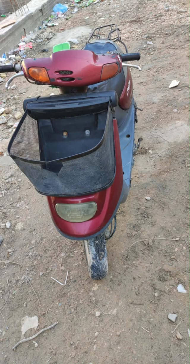 سلام عليكم منفولي 2003  للبيع مفتوحة نضيفه دبل اشاره بك لايتات هورن كامله سرعه زبانزين كله شغال كهربائياتها كله بلادي بس نقصها باتري  وصوته ناعم كلش خرسه لا صوت روله ولا كير ولا اكسل شرط هندر واحد تشتغل  بس سله مابيها  بس بل صوره موجوده   للبيع السعر خاص  الرقم *********** مستعجل عل بيعتهة
