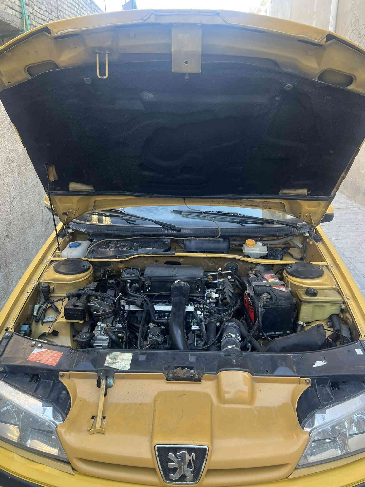 السلام عليكم بيجو بارص موديل2015 سيار خير من الله مبدل بيها مشط +باور سترين جدد وكاله فقط سياره شغل وتطلع كبل 
المكان الدوره ابو دشير 
رقم الهاتف ***********
السعر 43 وبيه مجال
