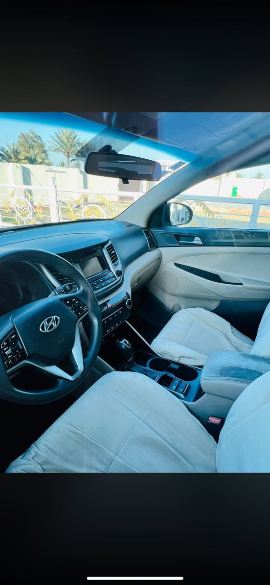 توسان مديل 2017
أمريكيه حادثه جاملق امامي وبنيد 

تخم تاير تبريد صدر جديد 

كشن كهربا 

رقم جديد بسمي 

العنوان تقاطع النهروان جسر ديالى 

لاستفسار ***********
