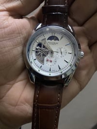 ساعه اوتوماتيك ماركه WELSIKAI  كواليتي عالي وزن ثقيل   السعر ٣٠ الف   ...