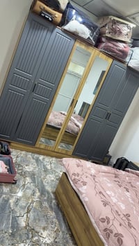 للبيع للسفر • غرفة نوم جديدة • كاونتر من شهر