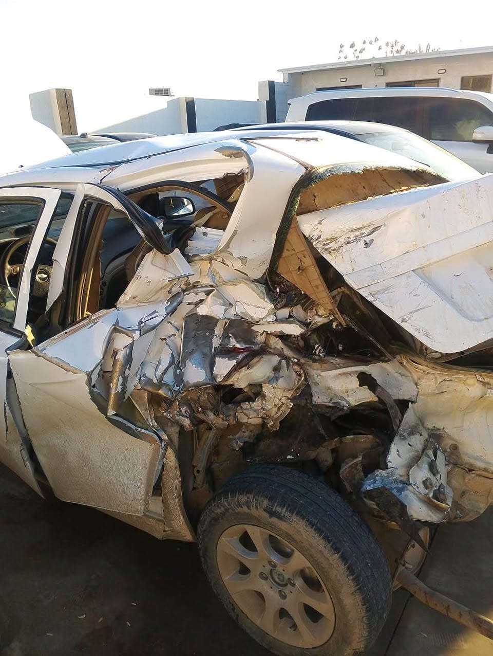 ئەفیۆ ٢٠٠٩سیارەکە بە دەحمەوە دەفرۆشین 
یەک جامخی لیدرایە جاملخی پشتەوە 
پیش ئەو دەحمەی یەک جاملخی بۆیاخ بوە 
٢٨ خلاس دەبی  
سیارەکە زۆری ناویت پارە. بۆ جا کردنەوە أربيل, العراق


**إذا كنت صاحب هذا الإعلان وتريد حذفه لأي سبب، رجاءا أرسل رسالة إلى الدعم الفني**