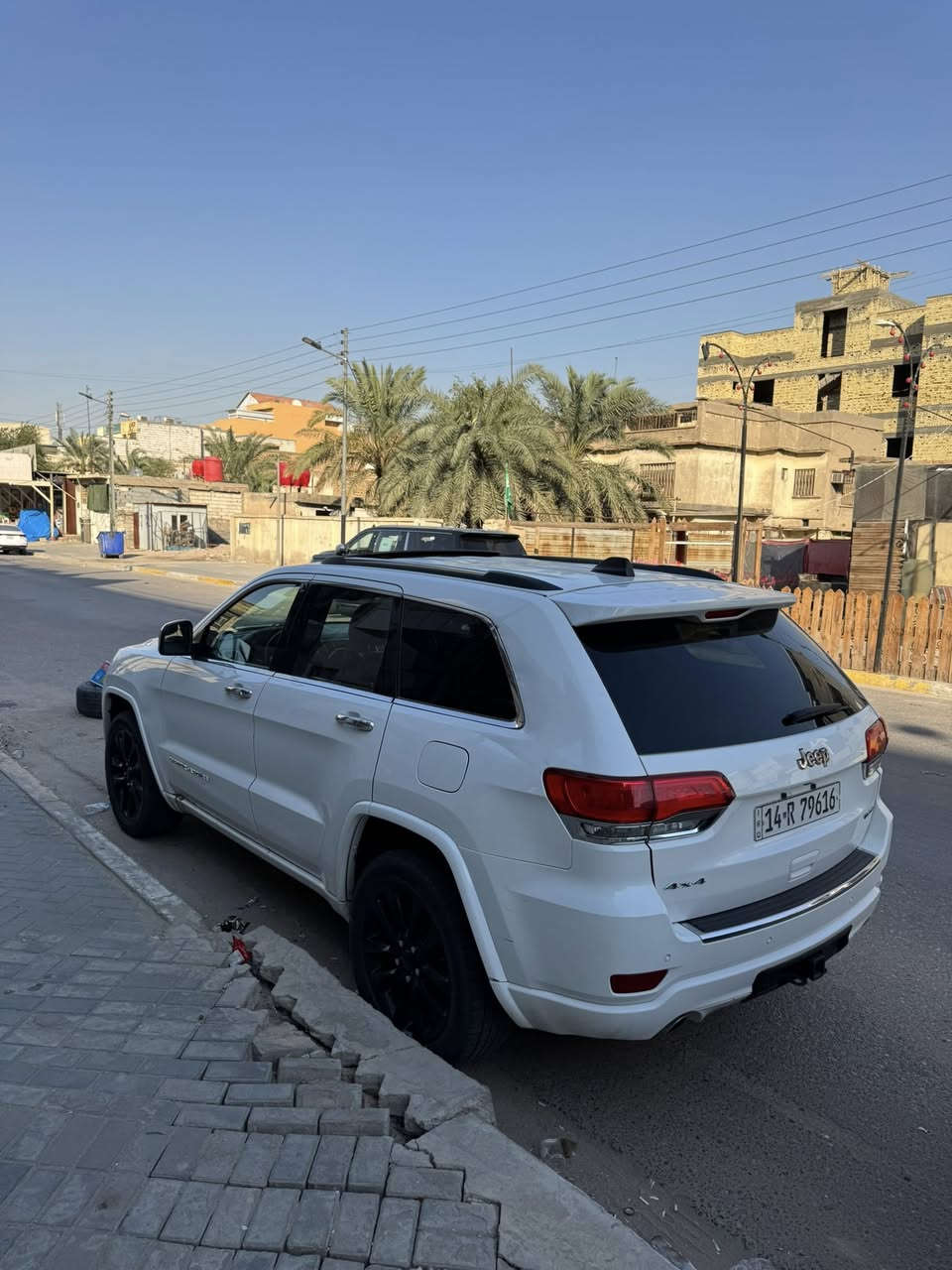 للبيع جيب معلايه 22فول موصفات لمتدد بيها صبغ جاملغ خلفي بدون ايرباك رقم بصرة تحويل للبيع او مراوس مكاني بصرة السعر 190وبيها مجال الاستفسار على رقم ***********
