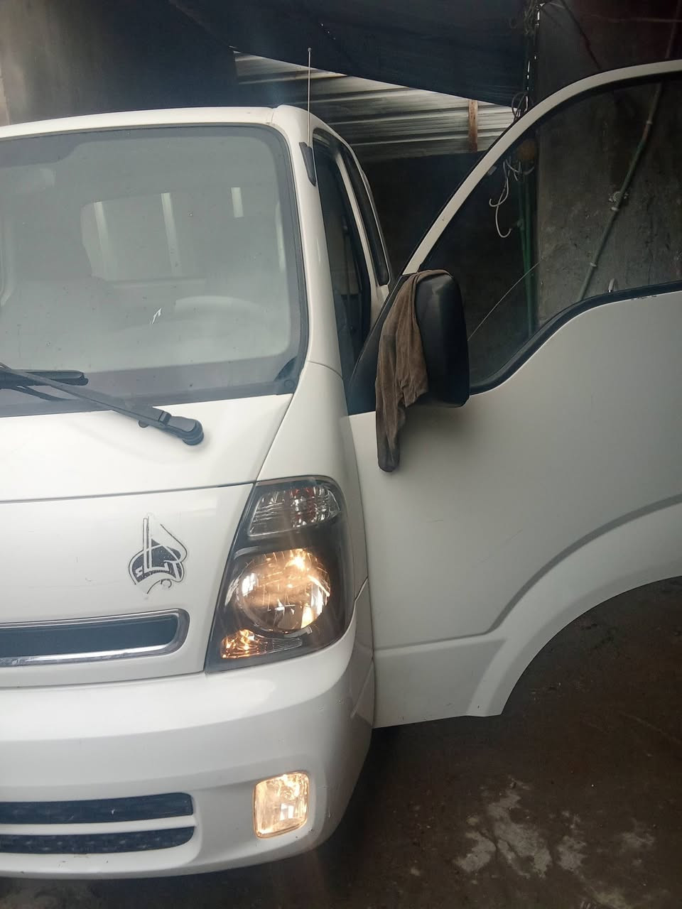 السلام عليكم
2016 بابل مكفوله فقط باب السائق شبر صبغ والباقي كفاله ماشيه 147 الف شرط التحويل  السعر 112 وبيه مجال بسيط  بابل القاسم  ***********

***********
