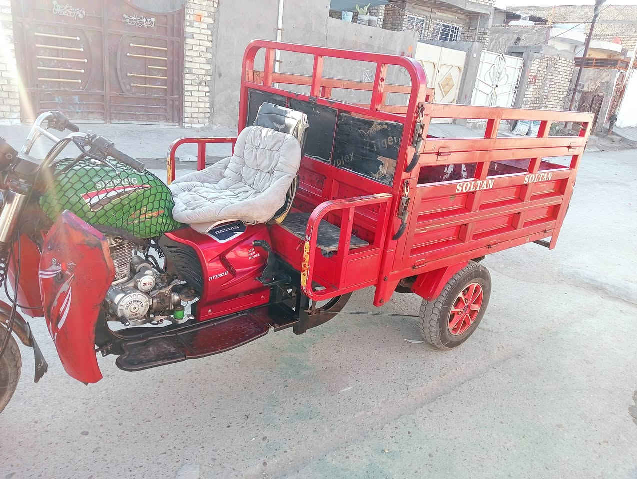 ستوته أوباما موديل 22

شغاله سلف هندر كهربايات كاملة 

العنوان بغداد مدينة الصدر 

رقم الهاتف ***********
