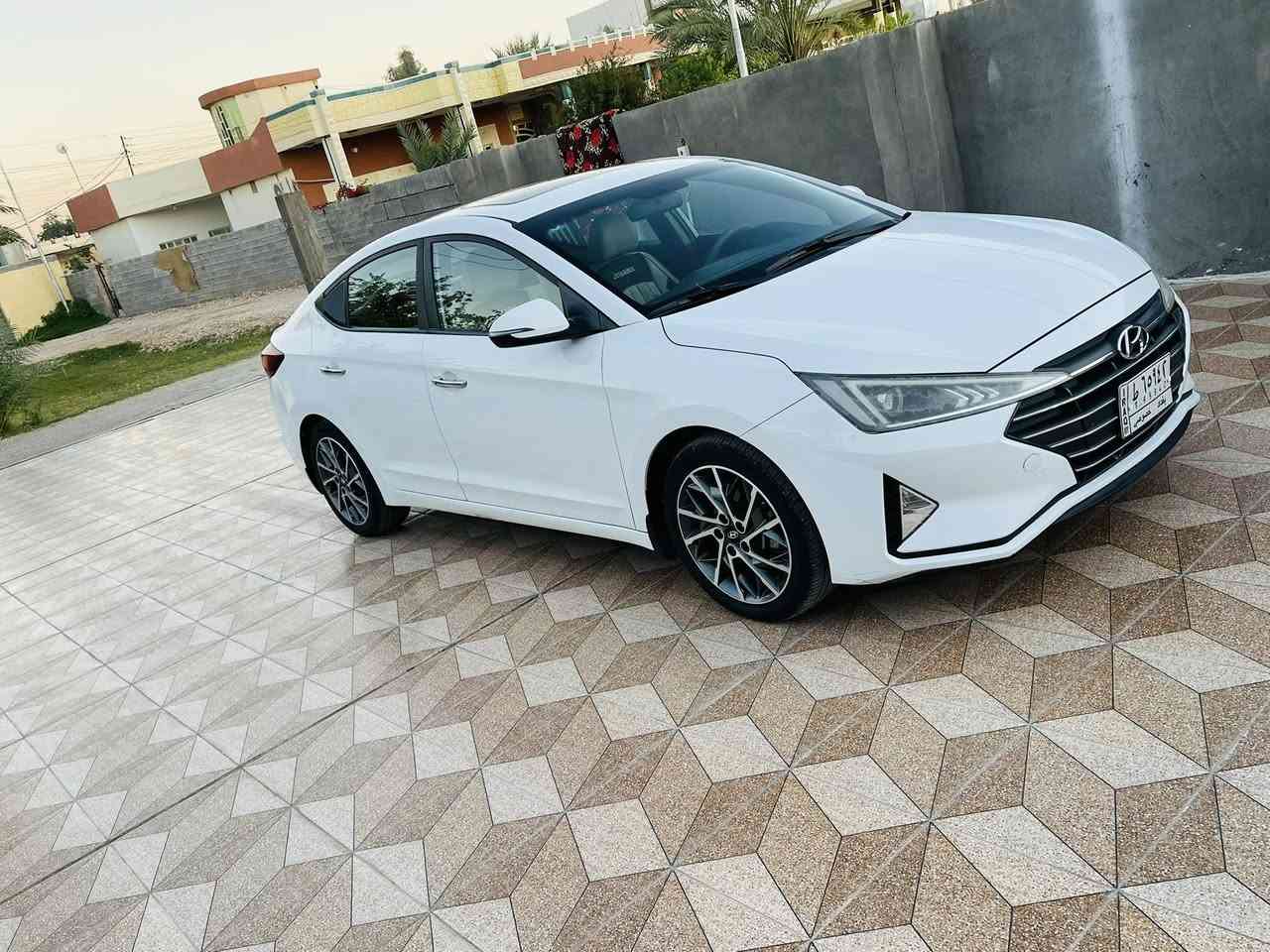 سلام عليكم النترا موديل 2020 خليجي ماشيه 125
مكفوله من الصبغ والضربة فقط بيها الدوسه شويه مشخوطه محرك كير مكفولات السعر 175وبيها مجال 

للأستفسار         ***********
