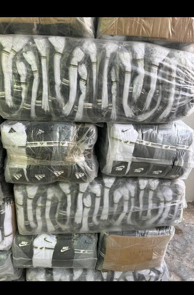 سلام علیکم🙌

جواریب رجالی ایرانی 🧦
قالب کبیر 💯
ارخص سعر💯
اقل طلب واحد جیس کل جیس ٣٦ درزن🔥
توصیل موجود جمیع محافظات عیراق🚖

رقم واتساب 
***********
