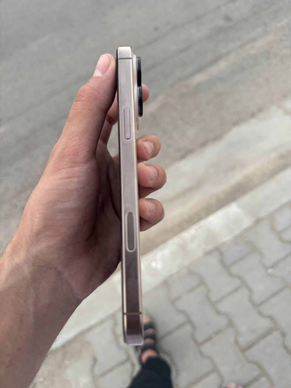 آيفون 16 برو ماكس ذاكرة 512 بطارية 91 بلادي ماستر كارتونة وكيبل غراضة كامل مكاني بغداد ***********
متواجد واتساب واتصال
