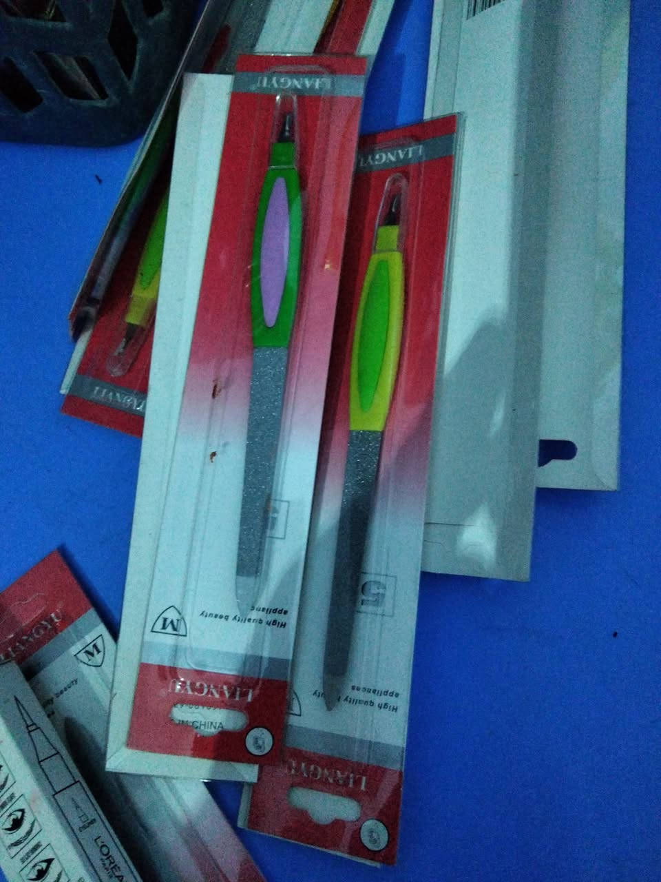 غراظ عندي مكياج كلشي بيها كلهن35


**إذا كنت صاحب هذا الإعلان وتريد حذفه لأي سبب، رجاءا أرسل رسالة إلى الدعم الفني**