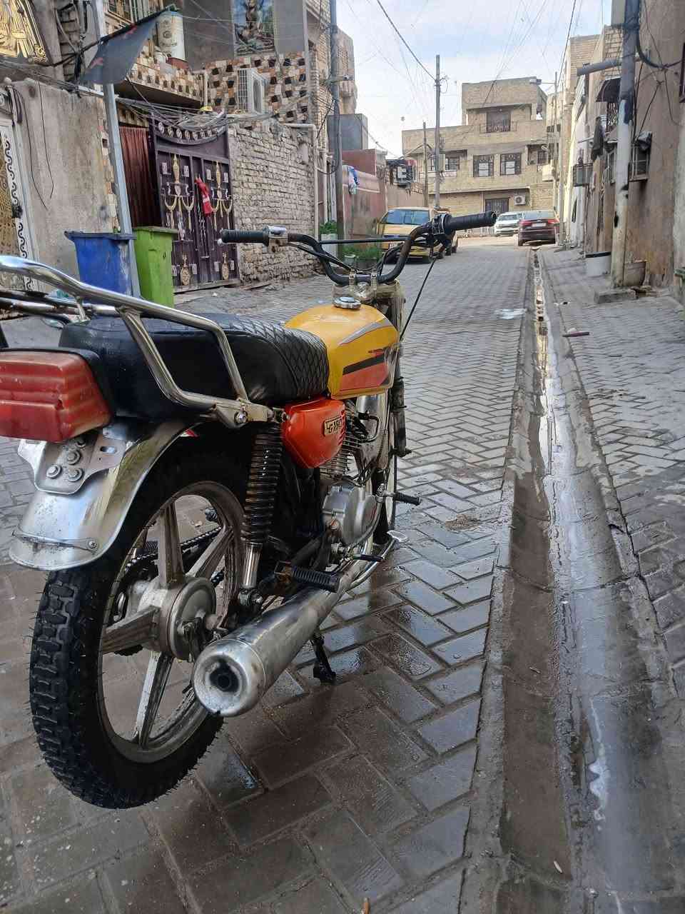 سلام عليكم متاح دراجه ايراني موديل 22 اربعه كير مكفوله من التنقيص والتبخير ضفيره كامله السعر 300 او مراوس مكاني بغداد مدينه الصدر رقمي ***********
