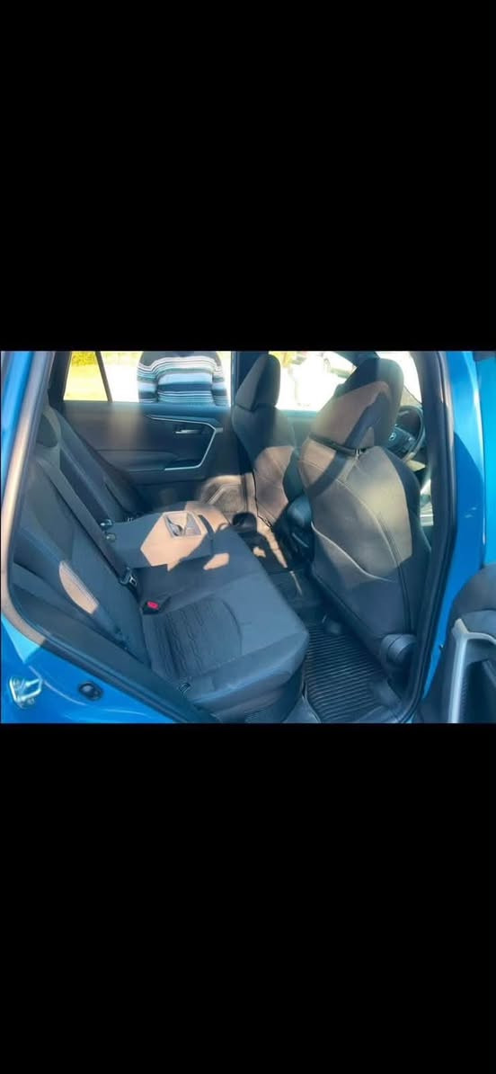 � للبيع | Toyota RAV4 Hybrid SE 2023 🚘
🔹 اللون: أزرق مميز 🫐
🔹 فئة SE
🔹 هايبرد + بنزين
🔹 تشغيل بصمة ودخول ذكي
🔹 كرسي السائق كهربائي
🔹 ترقيم بغداد جديد والسيارة باسمي

✅ سيارة مناسبة لمن يبحث عن RAV4 حديثة بسعر منافس مع توضيح كامل لحالتها.

الحالة:

* صبغ باب السائق مع الجاملغات الأمامية والبنيد.
* يوجد شاصي مع لغد جهة السائق (الفخذة).
* تعديل بالشاصي الأيمن.
* تعديل بارد بالجاملغ الخلفي جهة السائق.

💰 السعر: 170 ورقة وقابل للتفاوض بالمعقول.

📍 الموقع: بغداد – البياع

📞 للاستفسار: ***********

الرجاء التواصل للجادين فقط. �
