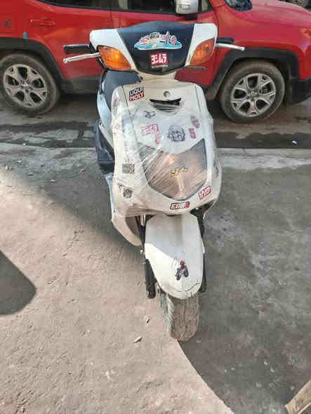 دراجه سكنس للبيع مكاني بغداد زعفرانيه او السعدون ٤٢٥ وبيه مجال ***********
