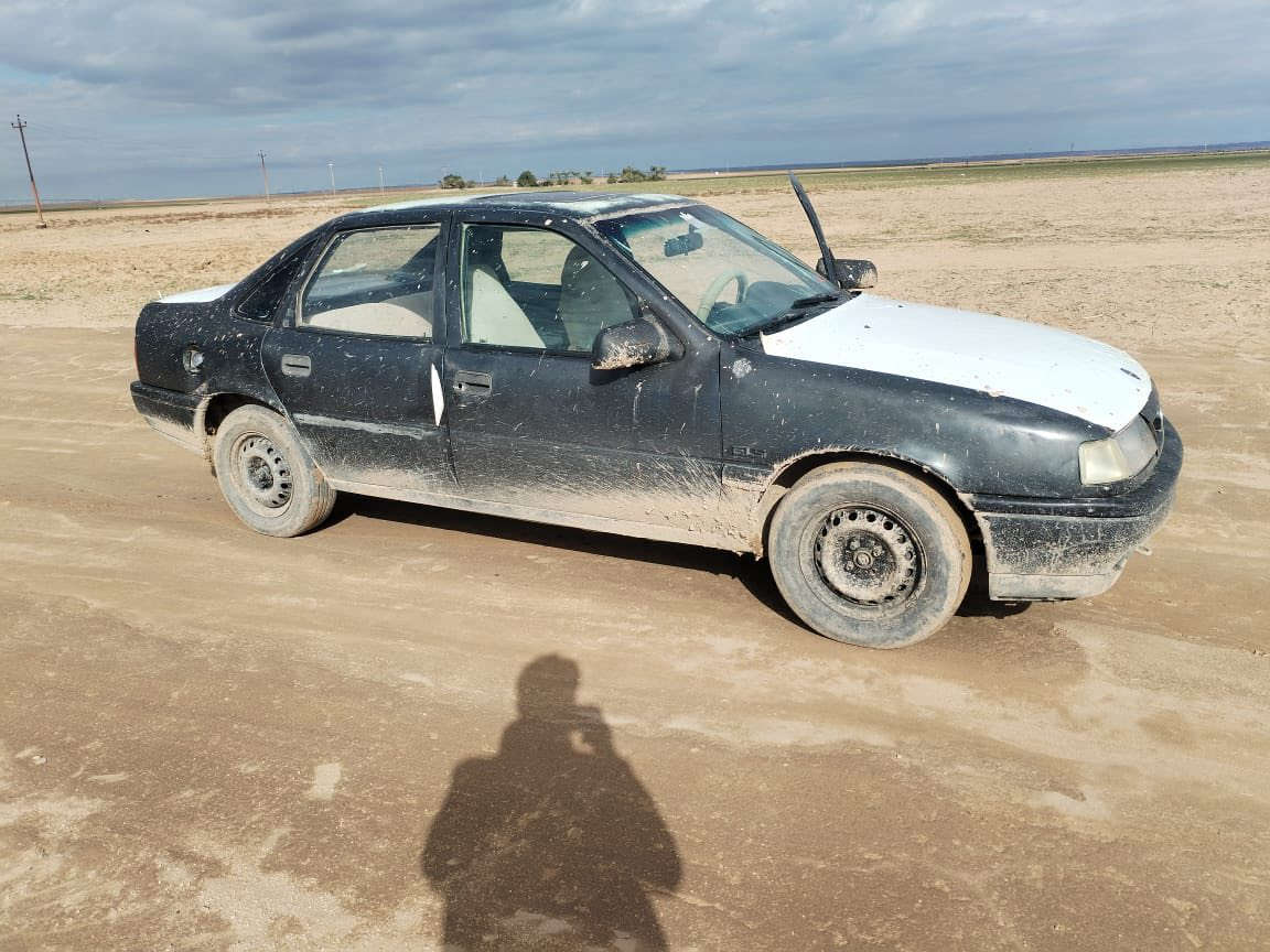 السلام عليكم للبيع أوبل فكتره السعر 18 وبي مجال رقم صلاح الدين فحص صاحبها متوفي واهلو مسوين قسام شرعي يعني عادي تتحول وسياره احلا من صور وصخه ومصورها كير محرك شرط مكلف بنشر اتصل ع صاحب السياره ***********
