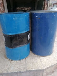 براميل نظاف للبيع ثنينهم اب20 قفل07740922545