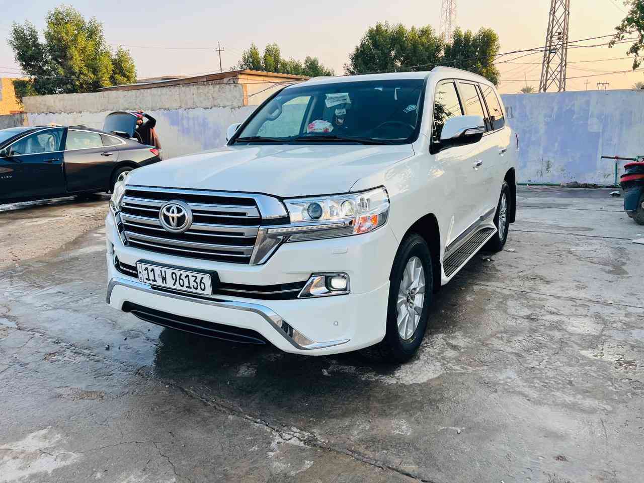 السلام عليكم لاندكروز بريم فول 2018 مكفوله كفاله عامه رقم بغداد دولي السعر 540 وبيها مجال للاستفسار ‭0771 196 9841‬
