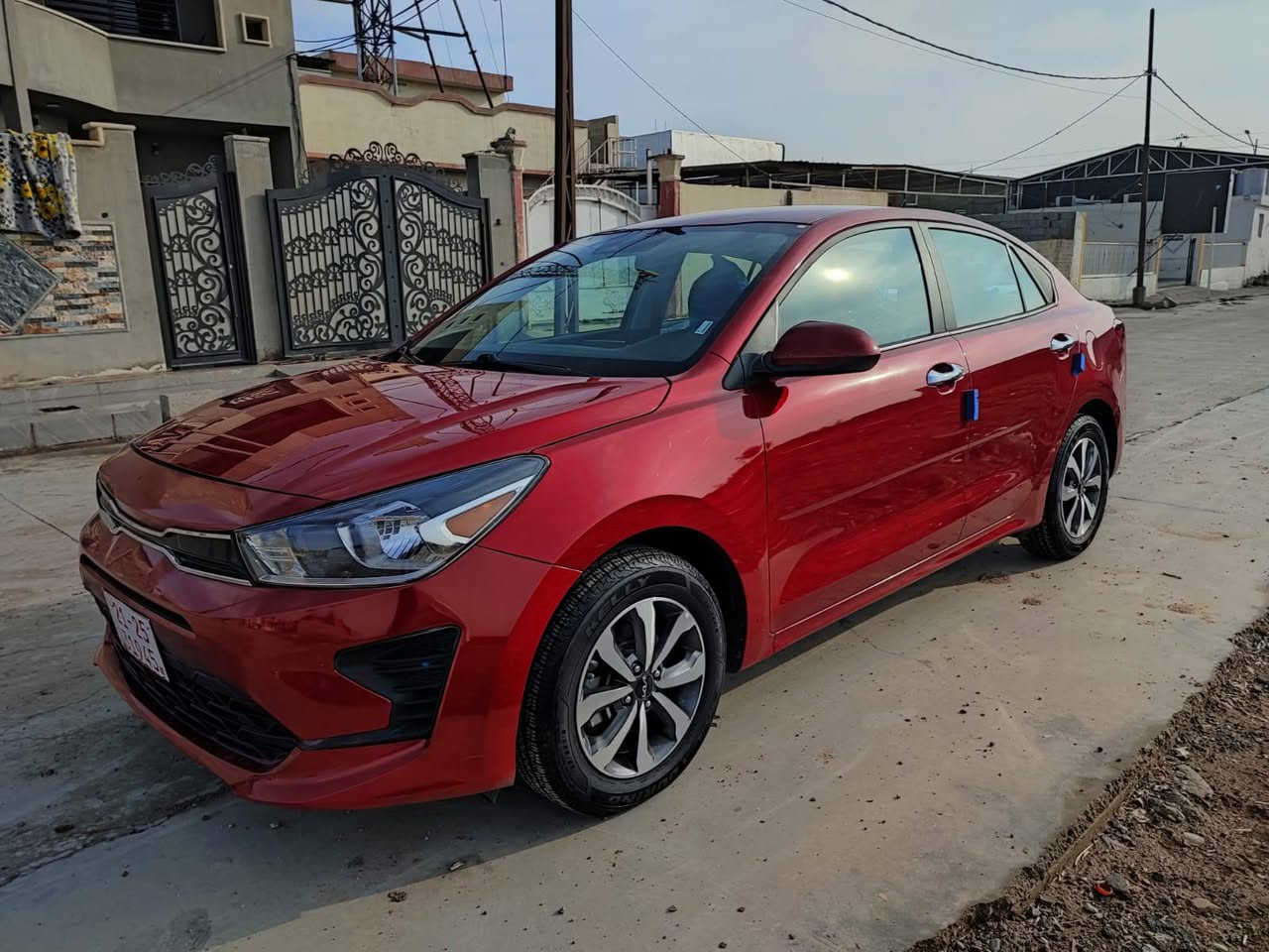 للبيع كيا ريو موديل 2023  
ماشي 52الف كلش نضيف 
بصمه محرك 4سلندر حجم 1600 دوش 
كير محرك تبريد كهربائي كلها بشرط 
بدون رقم كاتي يترقم محافظات شيمالي اربيل سليمانيه دهوك مع شهرين للترقيم 
بيها بونيت جملغ صبغ بدون دواخل 
رقم شاصي موجود دكه يطلع ضرر 
عنوان كركوك شارع معارض 
*********** كركوك, العراق
