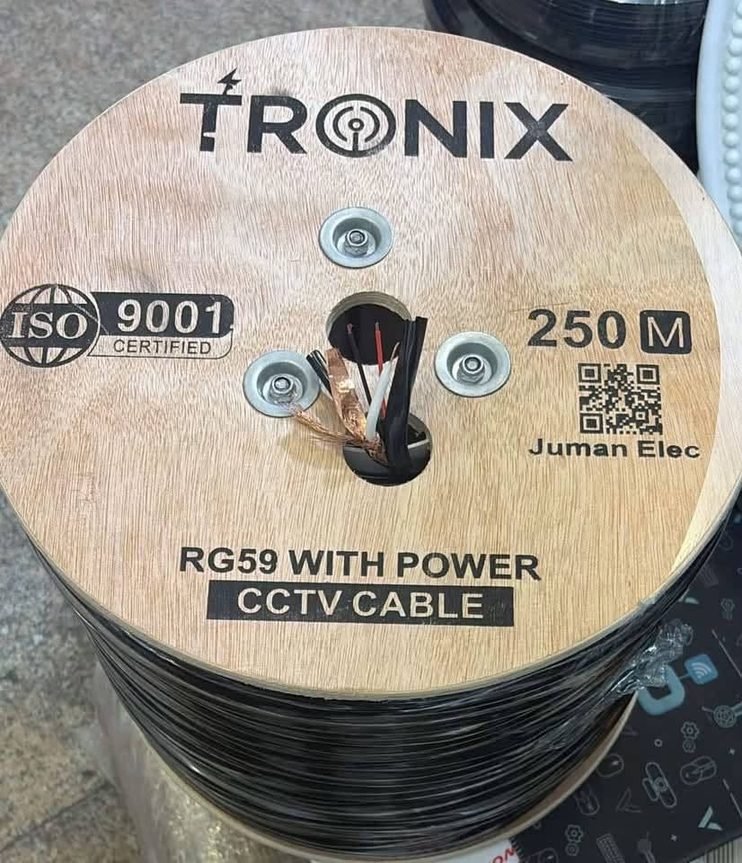 ‼️‼️نيرمين جابتلك اقوى كيبل كامرات بلعراق 
 😌كيبل كاميرات مراقبة TRONIX RG59 With Power بطول 250 متر.‼️‼️

⚙️   مواصفاته:
 • نوع الكيبل: RG59 Coaxial Cable
 • مخصص لكاميرات المراقبة التناظرية مثل: AHD / TVI / CVI / CVBS.

🔴  يحتوي على:
 • سلك كوكسيل لنقل الفيديو.
 • سلكين كهرباء مدمجين لتغذية الكاميرا غالباً 12V DC.

 • أسلاك الكهرباء  CCA.
 • شيلد حماية: 96 شعرة، تغطية 64% CCA Braiding Shield.
 • الطول: 250M.

🎥📷 الاستخدامات:
 • تمديد كاميرات CCTV.
 • أنظمة الحماية والمراقبة.
 • مناسب للبيوت، المحلات، المكاتب، والمشاريع المتوسطة.

📦اسعار خاصة لاصحاب المشاريع والمحلات 
☎️***********
