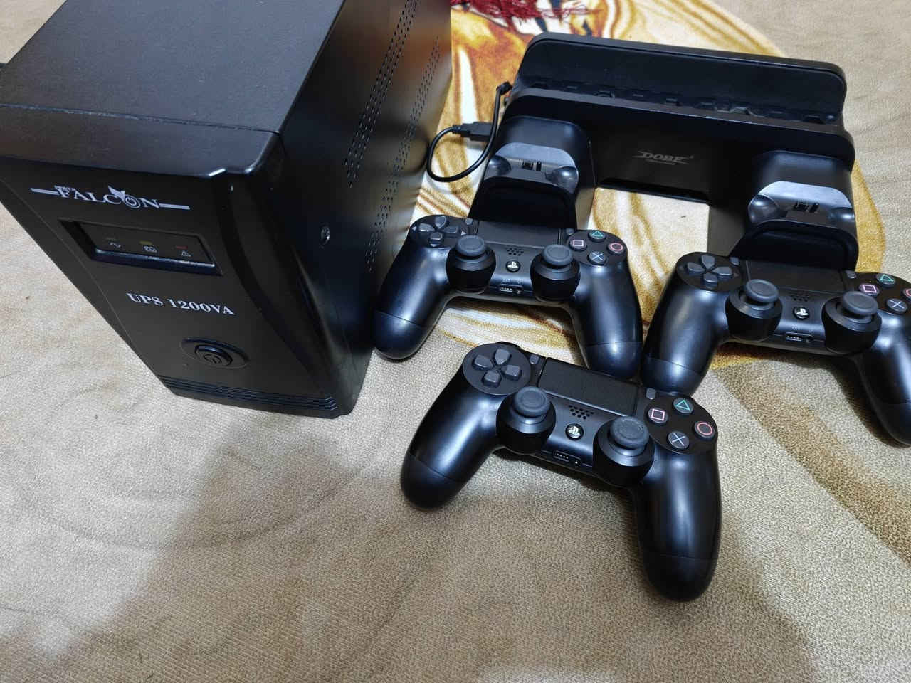 ملحقات بلي 4
قاعدة تبريد وشحن جوستكات بلي 4 برو السعر 15 قفله
جوستك بلي 4 برو اصلي شرط الفحص ع 35 القطعة
يوبي اس فالكون 1200 السعر 50 
عنواني بغداد اي استفسار عالرقم ***********
