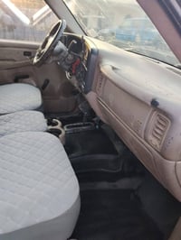 سيارة سلفودور ٢٠٠٦ وزارة الداخلية مزاد للبيع 07708403097