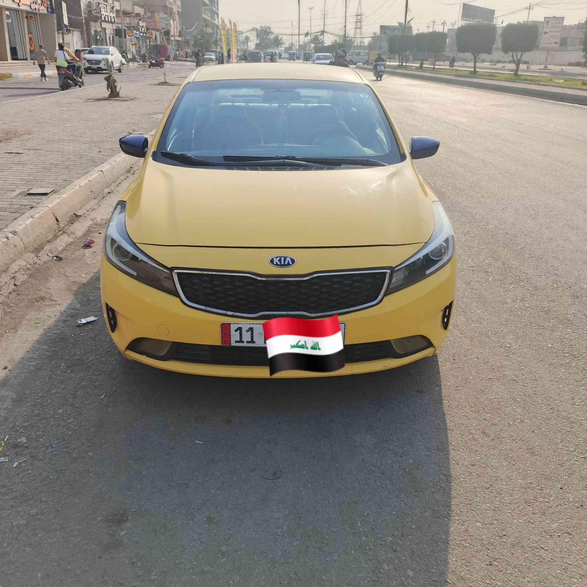 كيا فورتي 2018 امريكي
السلام عليكم ورحمة الله وبركاتة 
كيا فورتي 2018 حادثها بابين جهة السايق باب السايق مصلح نفسه والخلفي مبدل 
تحكمات ستيرن مكينه 2000 دوش كير AT 
السيارة خير من الله ترايها حلو مكينه وكير خير من الله رقم بغداد انكليزي مكاني بغداد العبيدي السعر 120 وبيها مجال سونار موجود اي استفسار الاتصال 
***********
