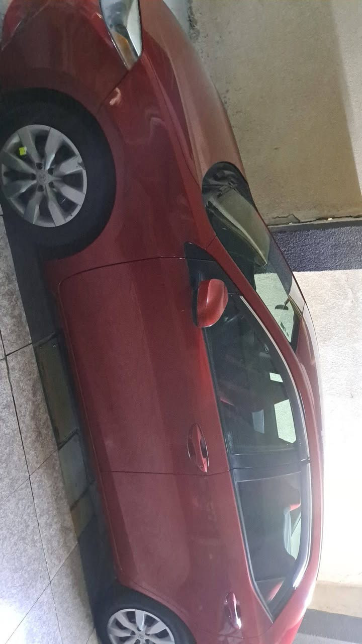 تويوتا كورلا ٢٠١٤ احمر ماروني صالون LE
مكاني بغداد  
السيارة اباسمي  تحويل مباشر 
السعر 122 ورقة السيارة جاهزة تبريد مكينة تخم تاير امامي خلفي 
***********
