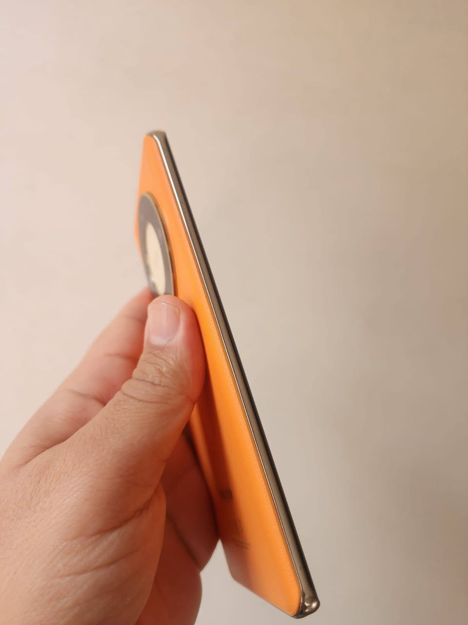 للبيع هونر  x9b
ذاكره 256 

مكفول من فتح وصيانه 

نظافة 💯 ب 💯. ظهر وشاصي 

شخوط خفيفه ب شاشه مستخدم 

 بدون لاصق حمايه استخدام نسائي 

مكاني بابل توصيل ماكو 

السعر :  225 

اتصال فقط ما موجود على نت 

***********
