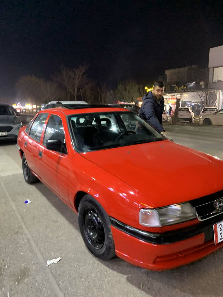 موديل 1993سةحر38
سارةكةحامةلؤجواني
جةمپئ كي خفيفي دواوةي هةية 
وةرگةرا برانةوة بةشةرت سيارةكة سةنةويوژينگةي نوئ ية سيارةكة
سلايت
فول ماسةفاتي
رقم تةلةفؤن وةتساپ *********** أربيل, العراق
