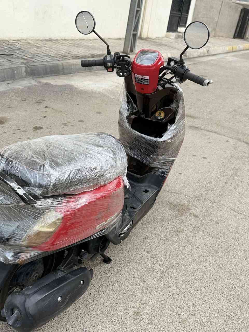 ‏دراجة للبيع بوليسي للبيع مابيه اي عيب  كلشي شغال سعر 350 وبيه مجال ***********
