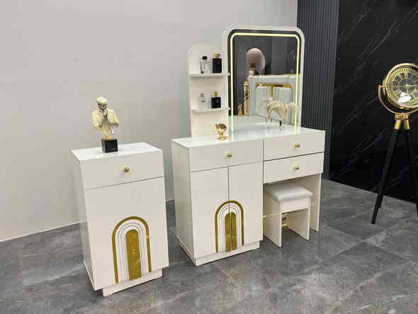 ✨ موديل { زوراء } – 10 قطع
📌 السعر: 1.750.000 (مليون و 750 ألف)
🛏️ السرير مخزن جك ↗
📐 الكنتور مع الملحق: 335 سم
📐 السرير مع الكومديات: 285 سم
🧱 ضهر بلوك
🔩 برغي وچوي حديد
🩸 صبغ حراري
💯 تركي درجة أولى
💧 خشب MDF ضد الرطوبة
📝 ضمان 5 سنوات
🚚 التوصيل
بغداد: توصيل وشد مجاني + الدفع عند الاستلام
المحافظات: توصيل وشد متوفر
📷 توصلك حسب الصورة طبق الأصل
أي اختلاف نتحمل مسؤولية الاتفاق
📞 للحجز والاستفسار ***********
