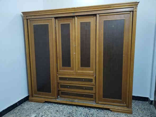 سلام عليكم
كنتور كويتي باله    
4 باب بيبان سلايت

السعر 125الف وبيه مجال 

العنوان حي المعلمين الجديد 

قرب السوق ***********
