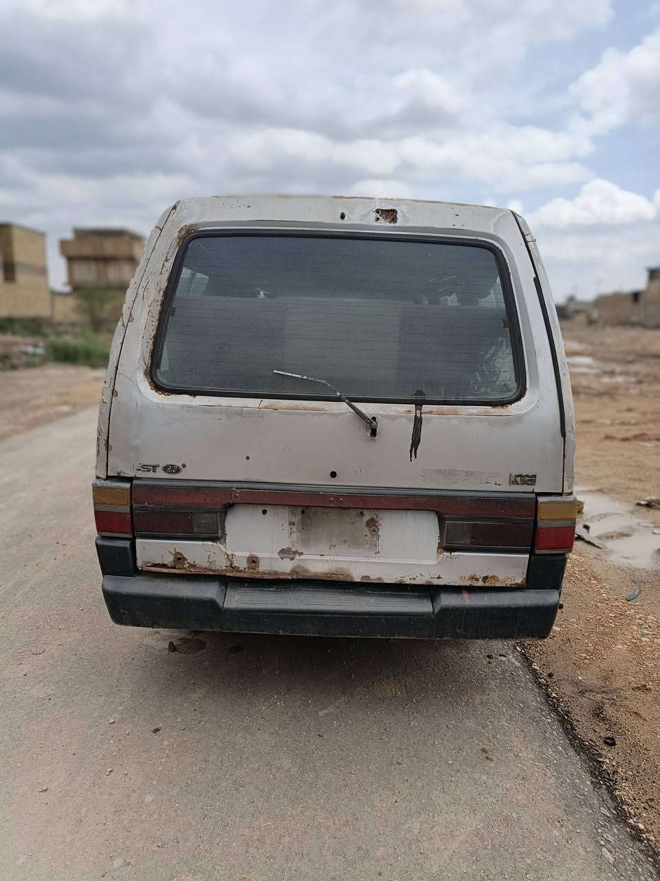 سلام عليكم كيه بستا البيع مكينه كير اكسن مكفولات شواصي جدد حداديه خير من الله غرفتها نضيفه رقم بابل احمر راعيها ما اندله ابيع كوم حديد 16 او بيها مجال بابل القاسم ***********
