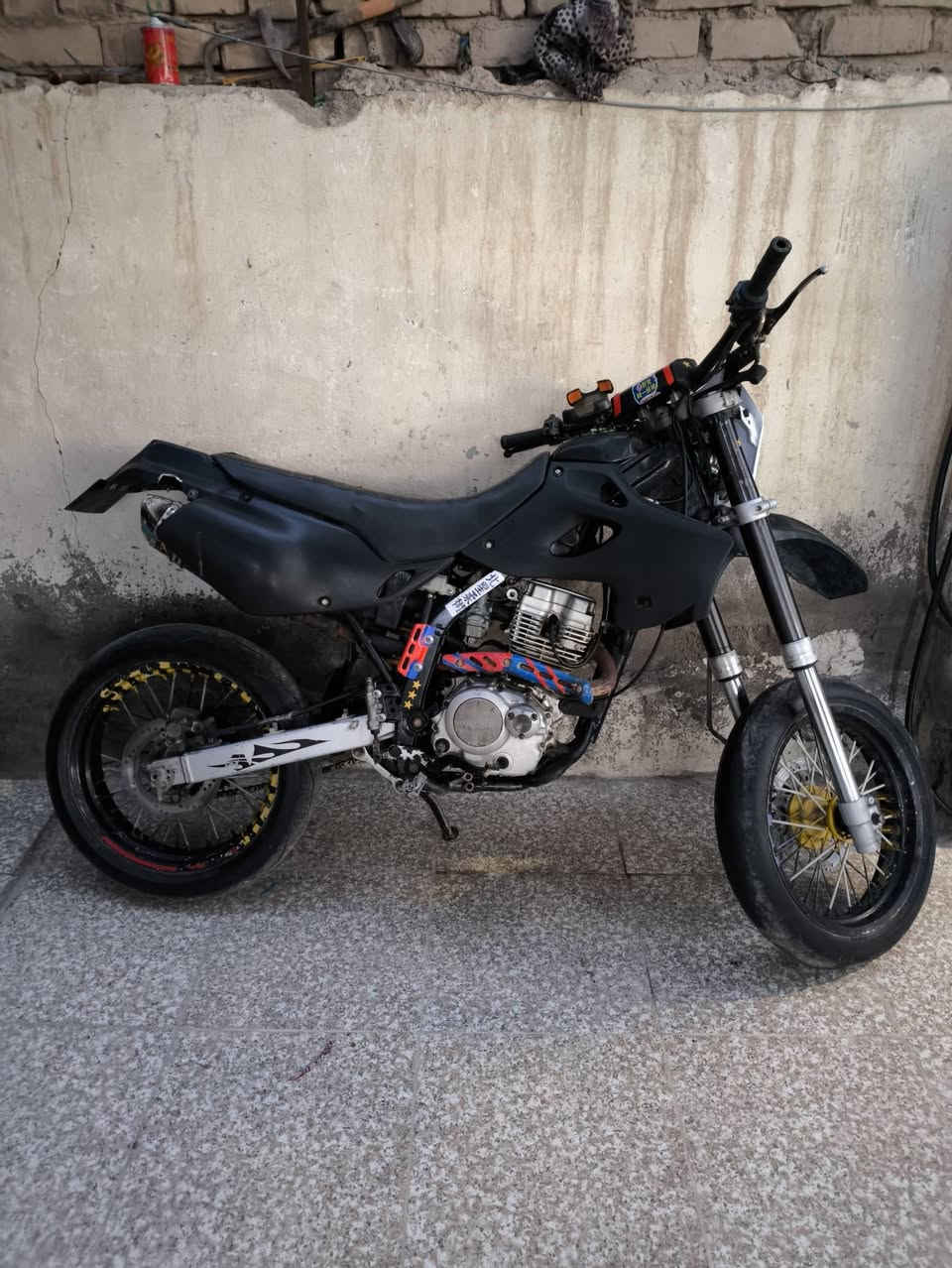 سلام عليكم قفاز كاوسكي لبيع مكاني واسط  كوت شيخ سعد***********
