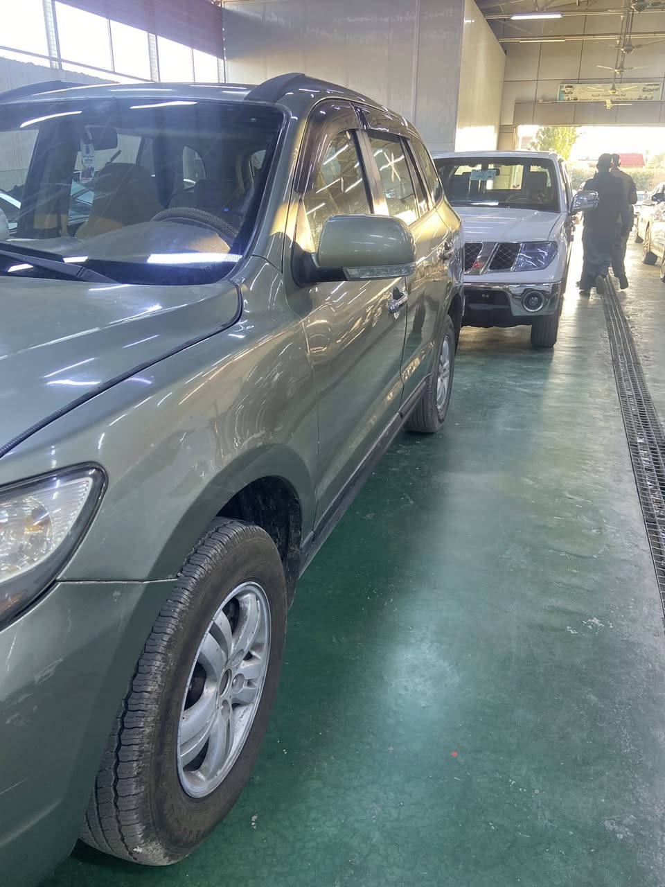 السلام عليكم
سنتافي 2009وارد امريكي 
محرك 2700سته سلندر 
5راكب 
مصبوغه حزام 
للبيع  السعر 110وبيها مجال قليل 
الاستفسار الاتصال ع رقم ***********
او مراسلة الصفحة
