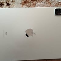 ايباد ١١ برو للبيع الشراي هلا بي المو شراي لا يخابر 07741370277